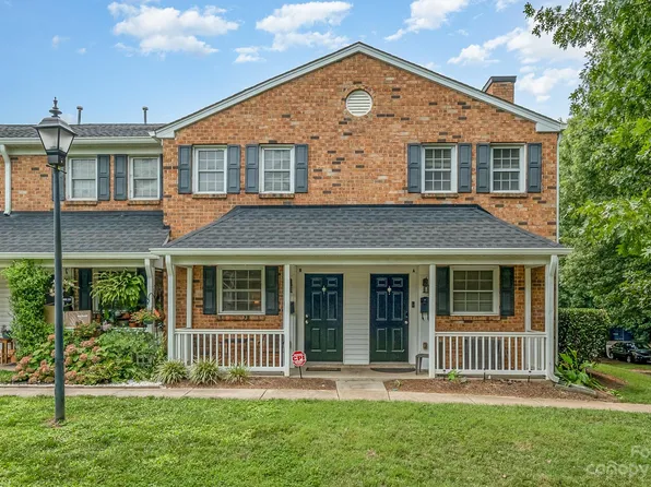 1318 Green Oaks Ln APT B, Charlotte, NC 28205