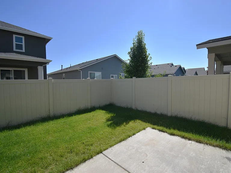 660 W Briaridge Dr — Photo 21