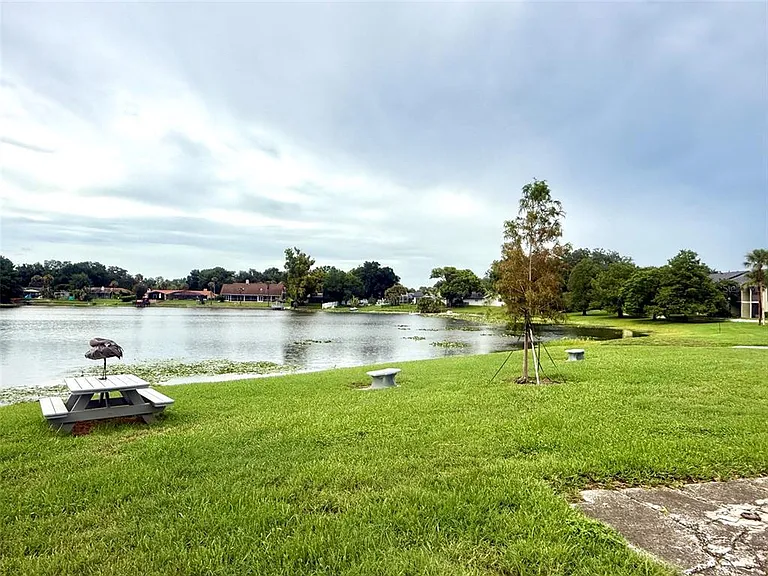 926 Lake Destiny Rd #F — Photo 17