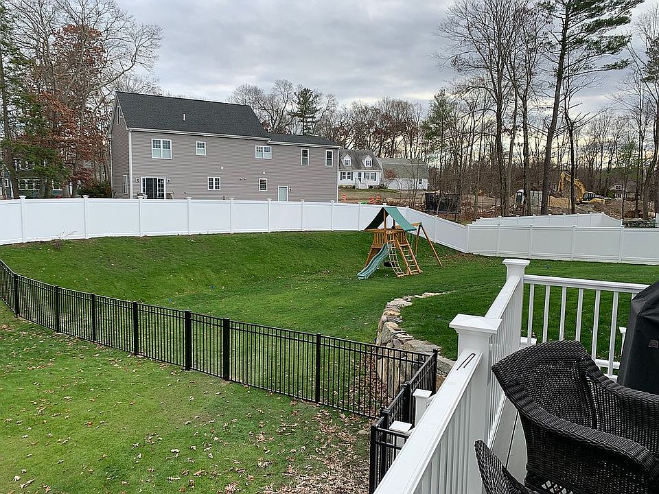 2nd image of 8 Peterson Ln