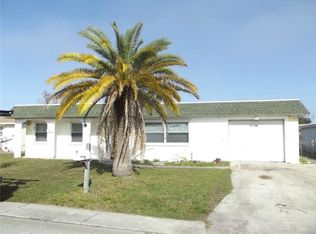 3417 Hoover Dr, Holiday, FL 34691