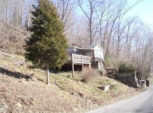 888 Lawshe Rd, Peebles, OH 45660