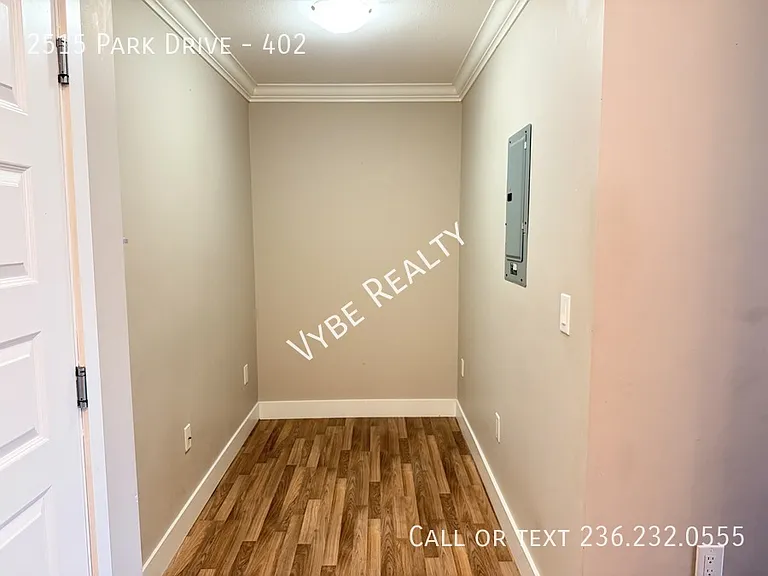 2515 Park Dr #402 — Photo 11