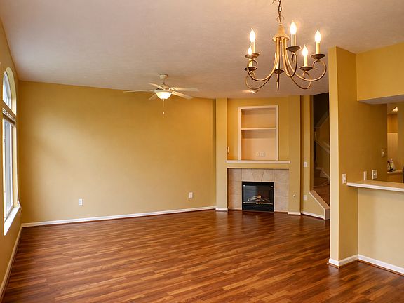 3rd image of 3580 Sequoia Dr