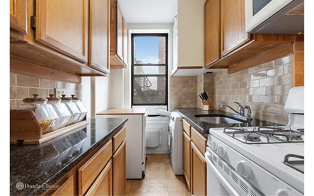 Sold by Douglas Elliman | media 3