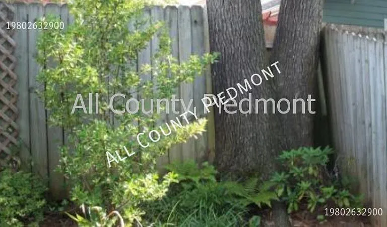 1544 Pecan Ave — Photo 5