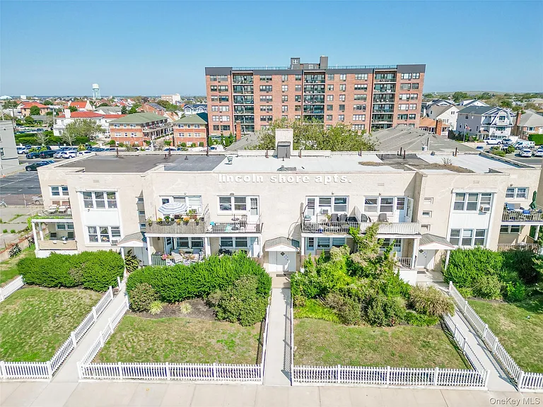 325 Shore Rd #1E — Photo 13