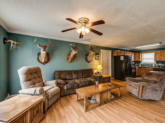 2nd image of 1046 Peachtree Dr