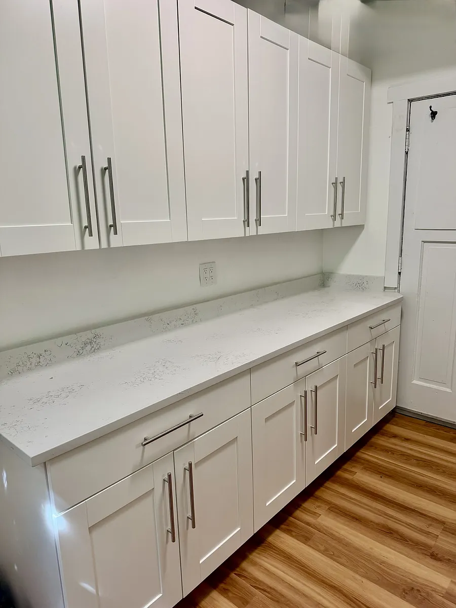 Kitchen - 1350 W Hood Ave #G