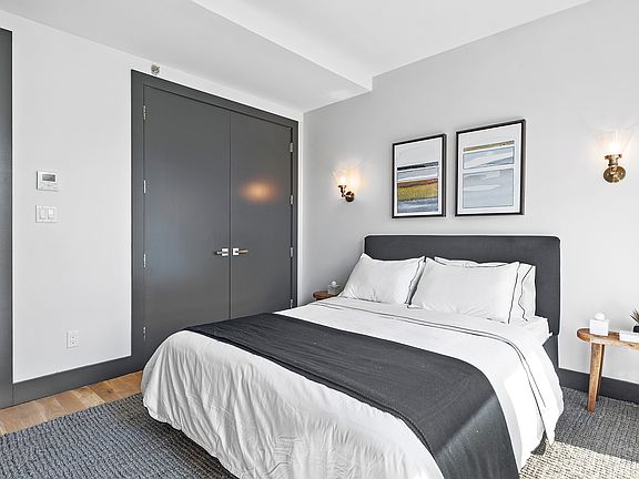 5th image of 733 Rogers Ave #602