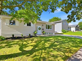2120 Cavendish Dr, Burlington, ON L7P 1Z3