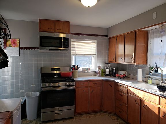 4th image of 1415 S 2nd St