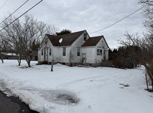 82 New Rd, Malaga, NJ 08328