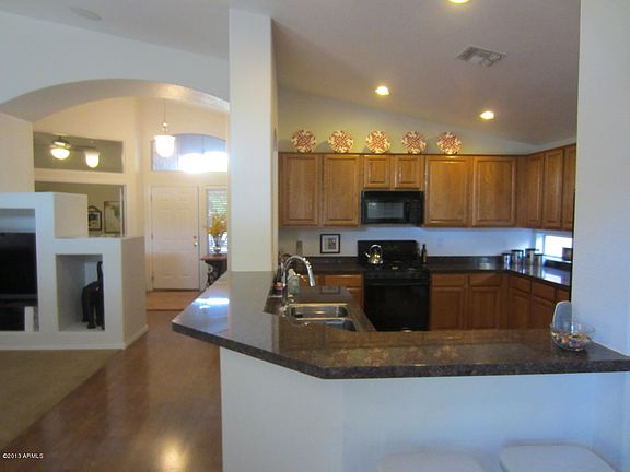 5th image of 2720 S Sunland Dr