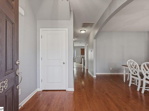 3rd image of 258 E Pyrenees Dr