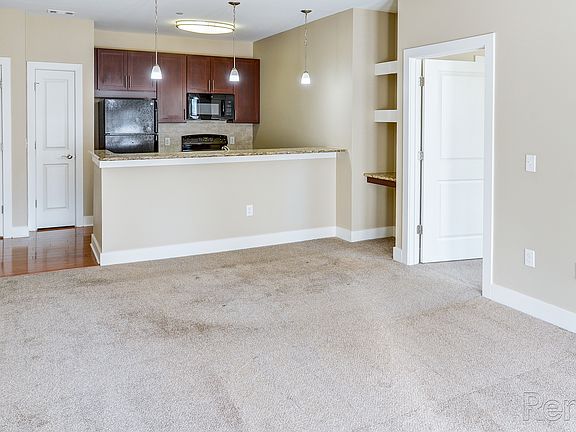 3rd image of 1500 Manor Dr #1023