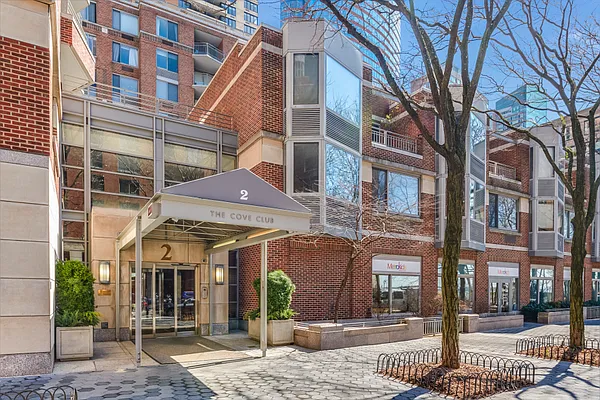 Sold by Compass | media 17