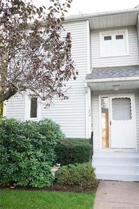 122 Oak Ridge Drive #122, Windsor Locks, CT, 06096