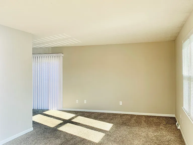 1609 Flanigan Ct #C — Photo 2