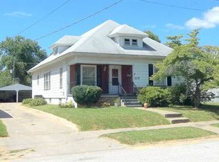 105 Grand St, Anna, IL 62906