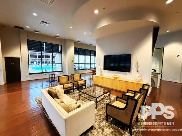 3040 Peachtree Rd NW, Atlanta, GA