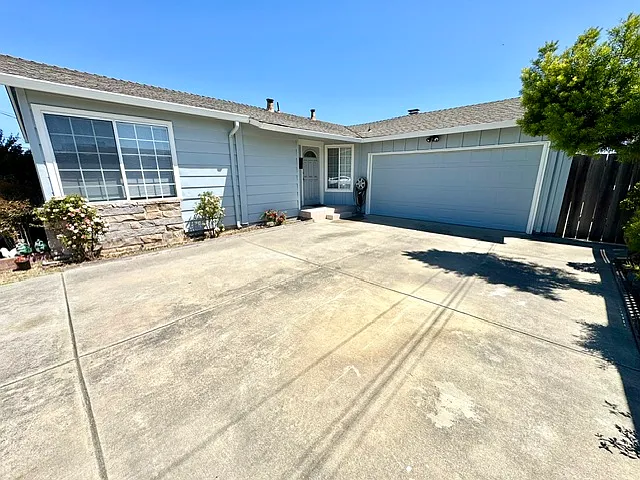 14136 Nassau Rd — Photo 5