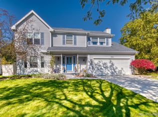 883 Horseshoe Ct, Carol Stream, IL 60188