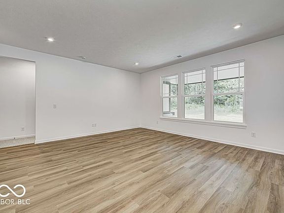 3rd image of 6799 W Buck Stone Dr