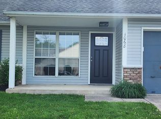 1068 Lake Dr E, Brownsburg, IN 46112