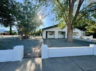 1726 Vermont St NE, Albuquerque, NM 87110