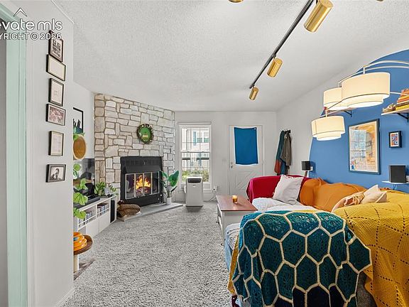 5th image of 3405 Queen Anne Way