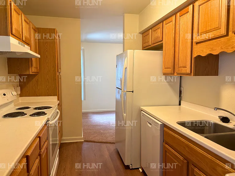 10 Taft Ct — Photo 6