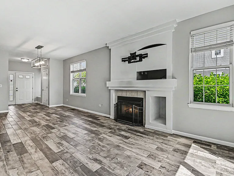 3103 Falling Waters Ln #3103 — Photo 8