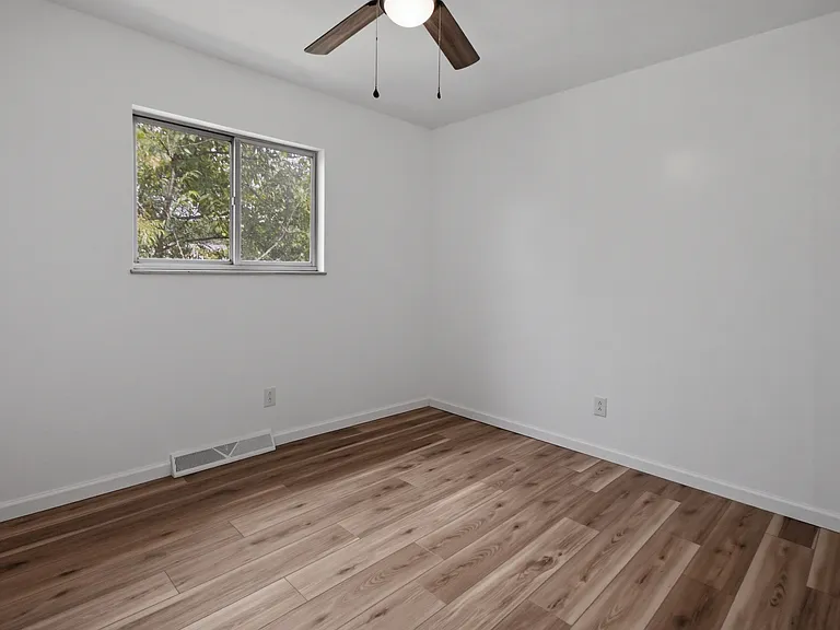 1308 Perry Ave — Photo 27