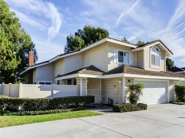 32 Cedarlake #45, Irvine, CA 92614