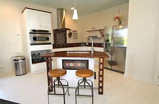 4th image of 118 A 118 A Terrace Dr