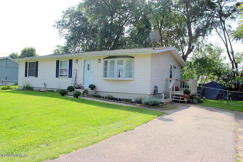 1st image of 407 Austin Dr