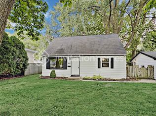 9821 Mansfield Ave, Oak Lawn, IL 60453