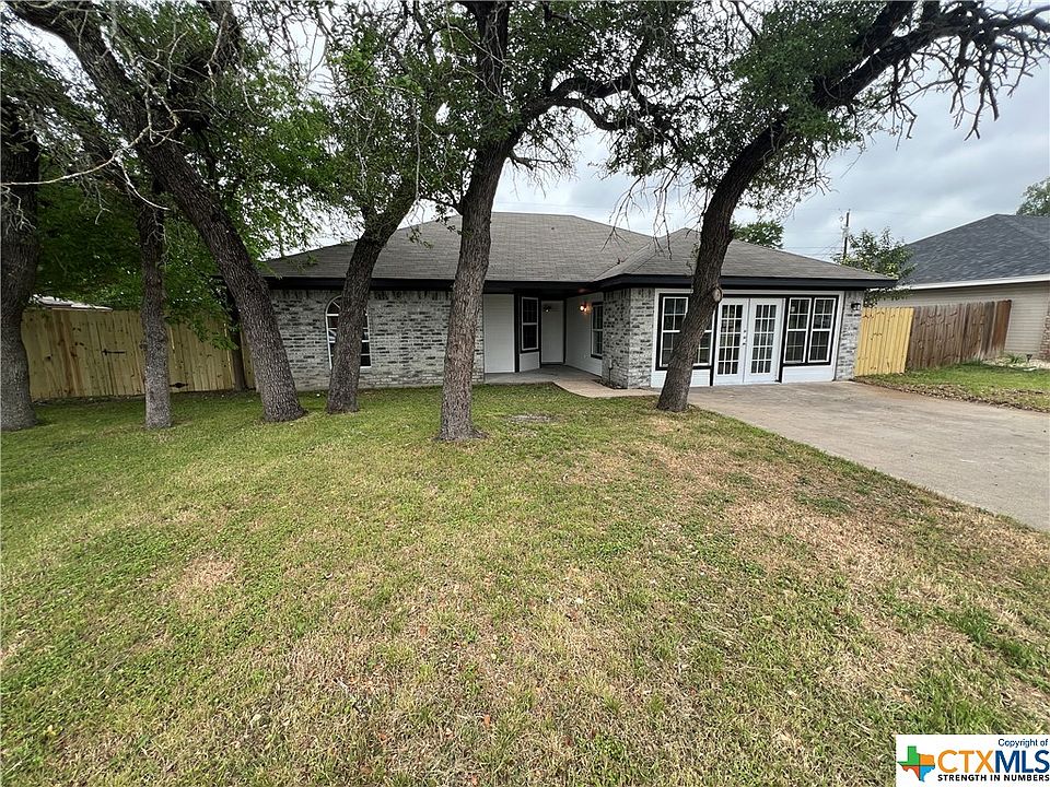 1st image of 2403 Hidden Hill Dr