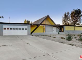 19863 Chaska Ct, Apple Valley, CA 92307