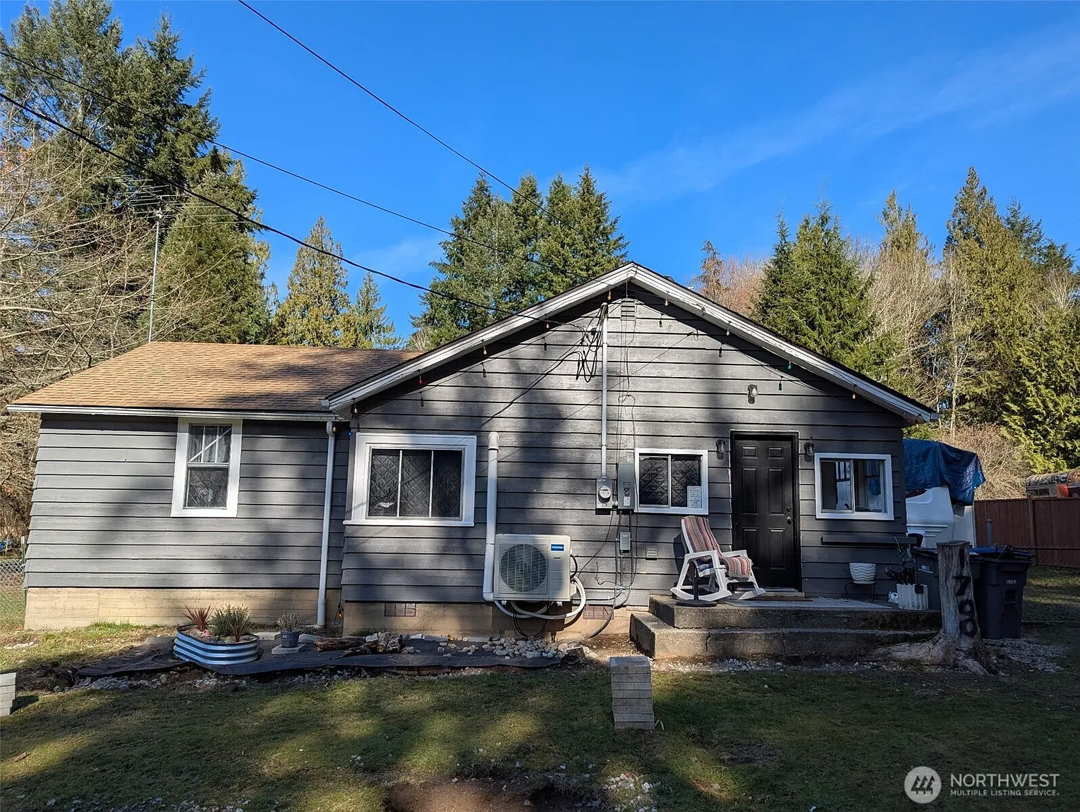 1700 NE Sipes Lane photo 1