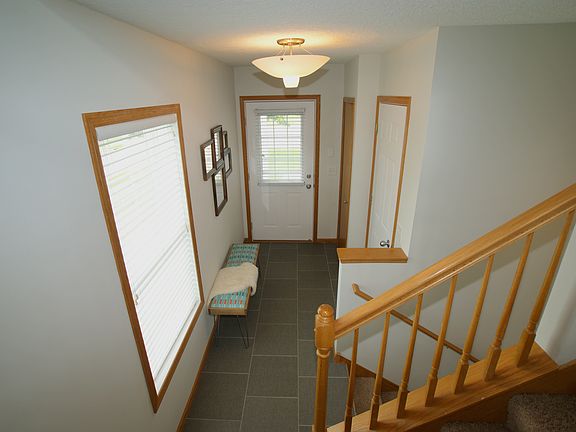 2nd image of 2181 Saint Johns Alcove