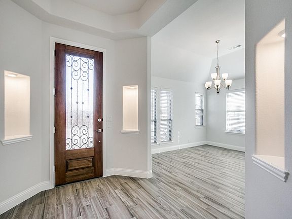 5th image of 1406 Lantern Faith Dr