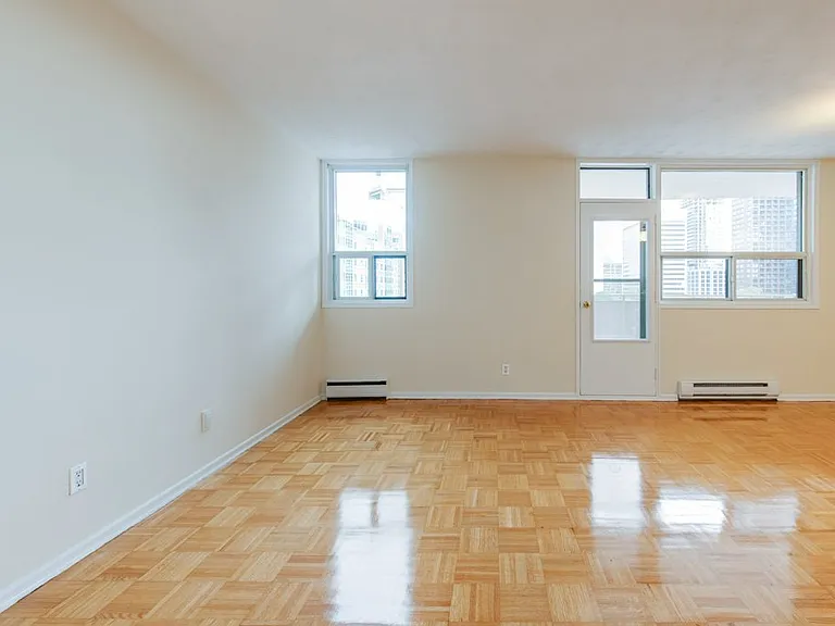 10 Huntley St #1 — Photo 5