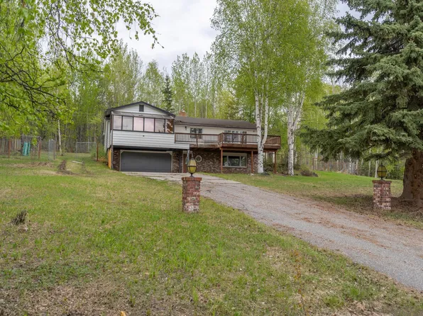 330 Gold Claim Ave, Fairbanks, AK 99712