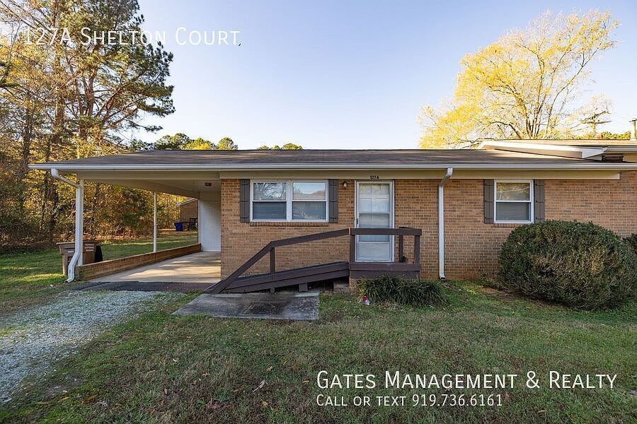 1st image of 127A Shelton Ct
