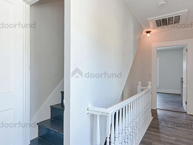 11 Pleasant St #7 — Photo 15