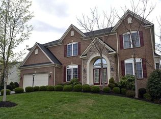 4902 Finchem Ct, Fairfax, VA 22030