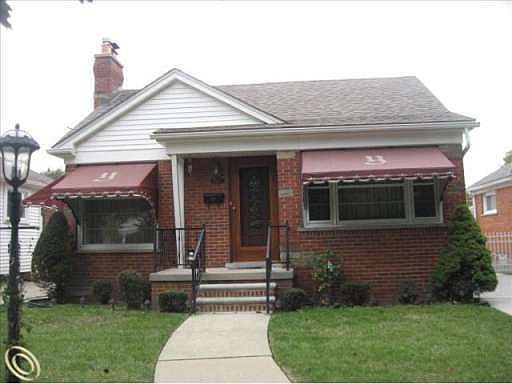 2nd image of 7520 Buckingham Ave