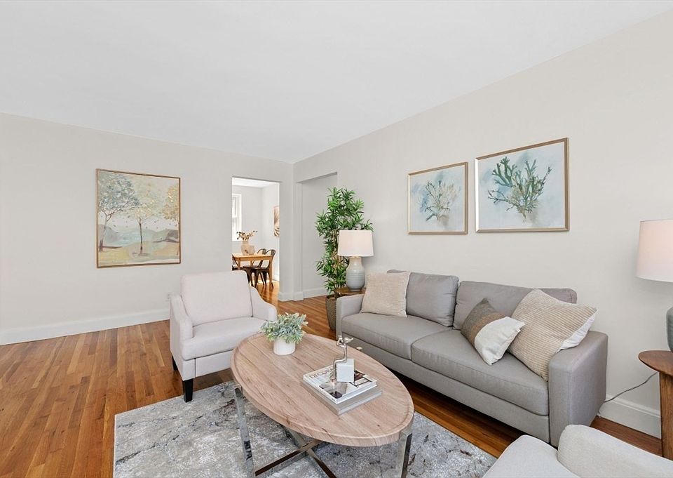 1st image of 19 Englewood Ave APT 2